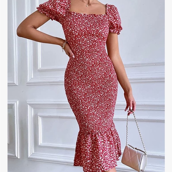 Floral Cocktail Dress - Picture 2 of 3